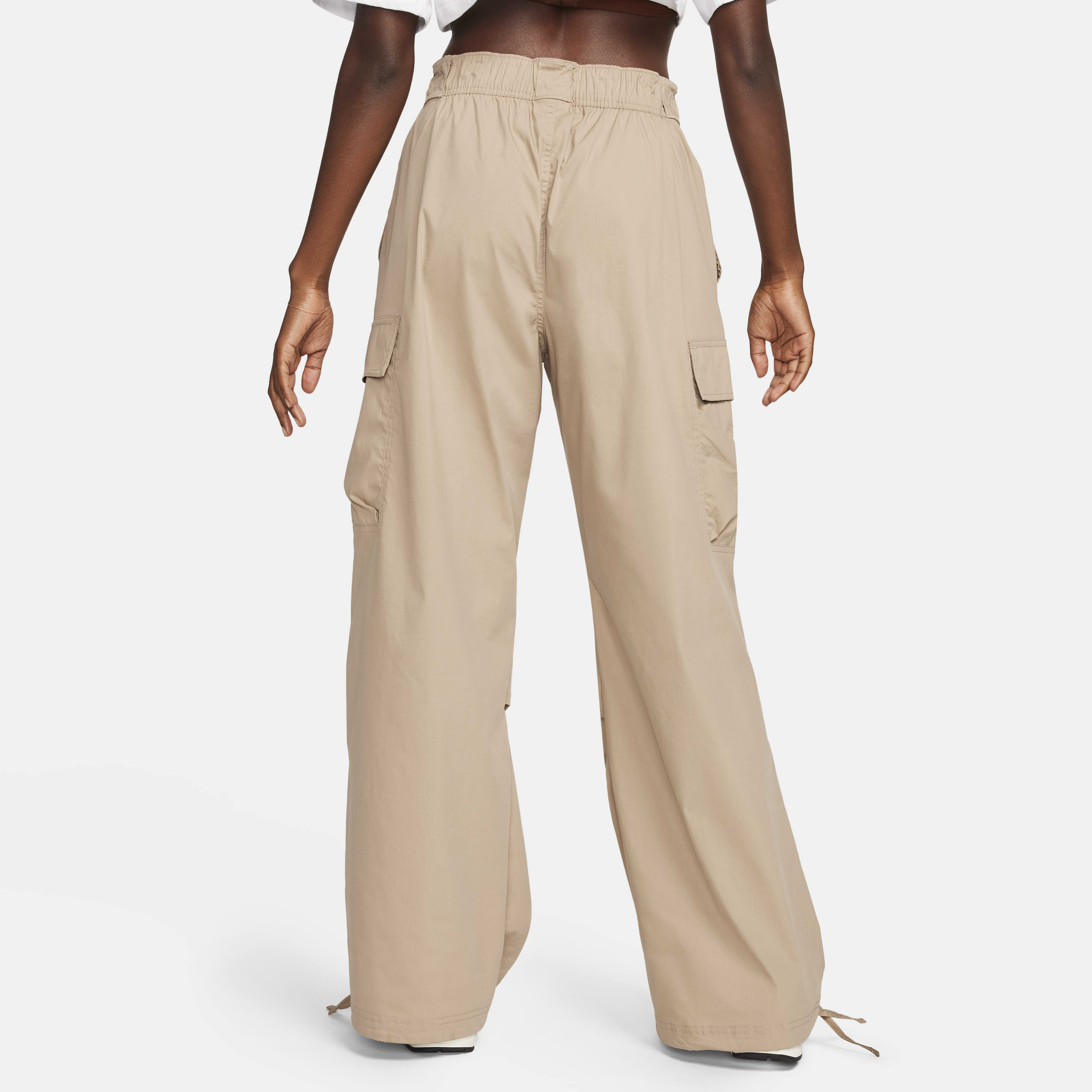 Nike Sportswear Women's High-Waisted Loose Woven Cargo Pants