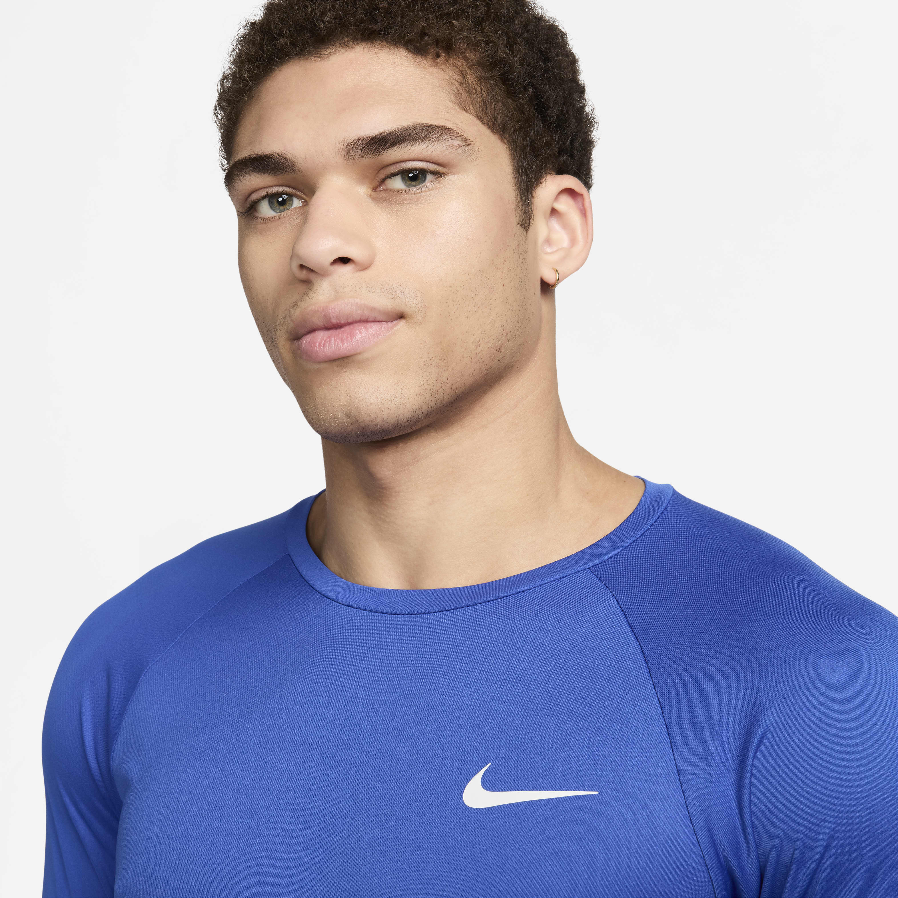 Nike Essential Men's Long-Sleeve Hydroguard Swim Shirt