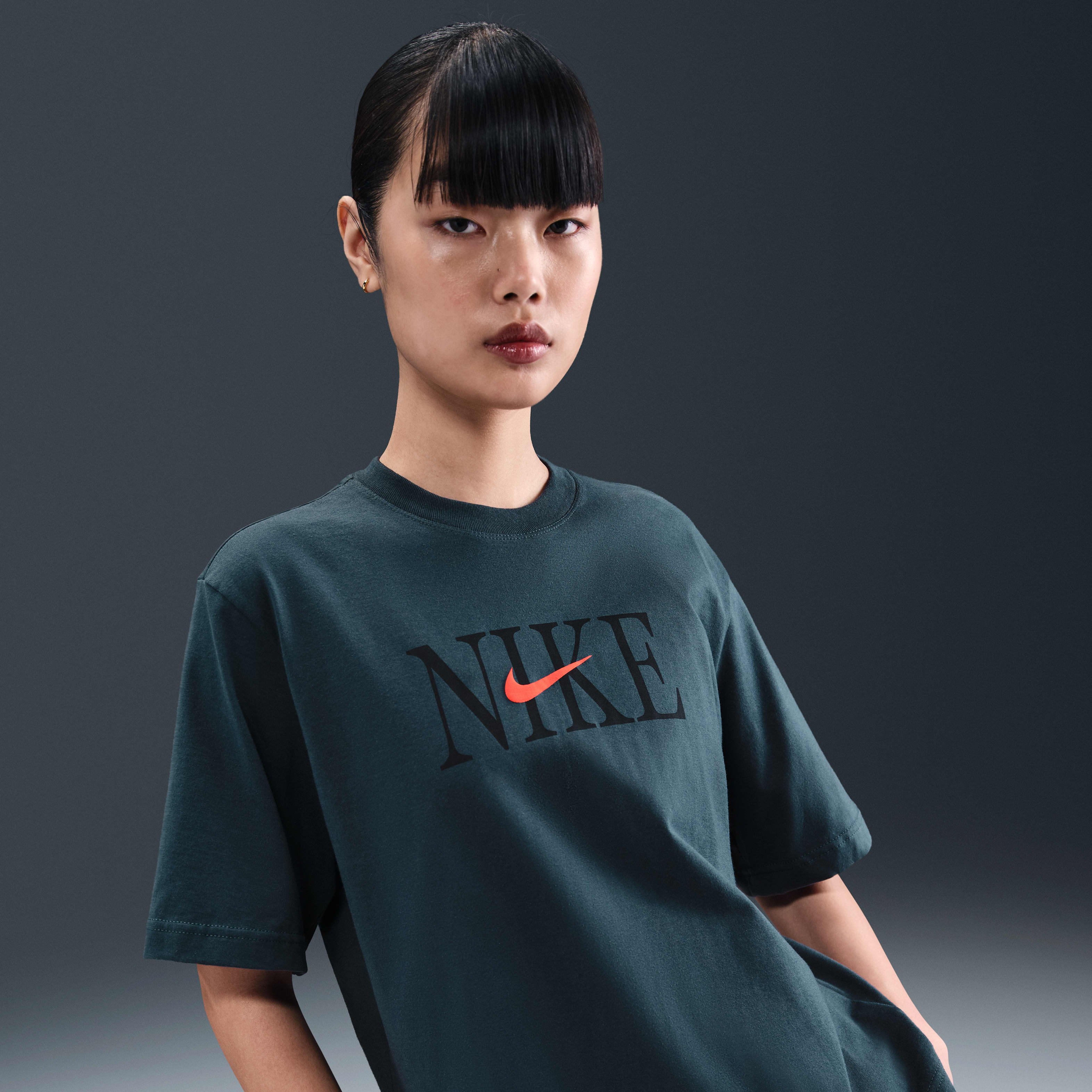 Nike Sportswear Essential Women's Boxy T-Shirt