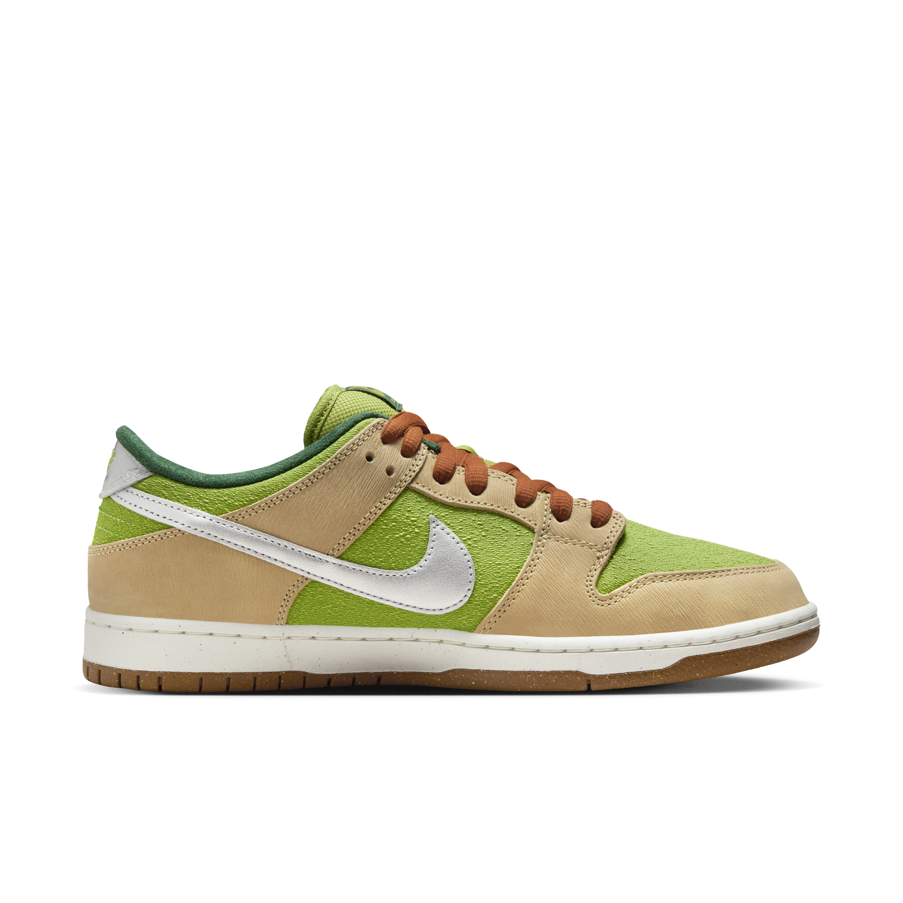 Nike SB Dunk Low Pro Skate Shoes