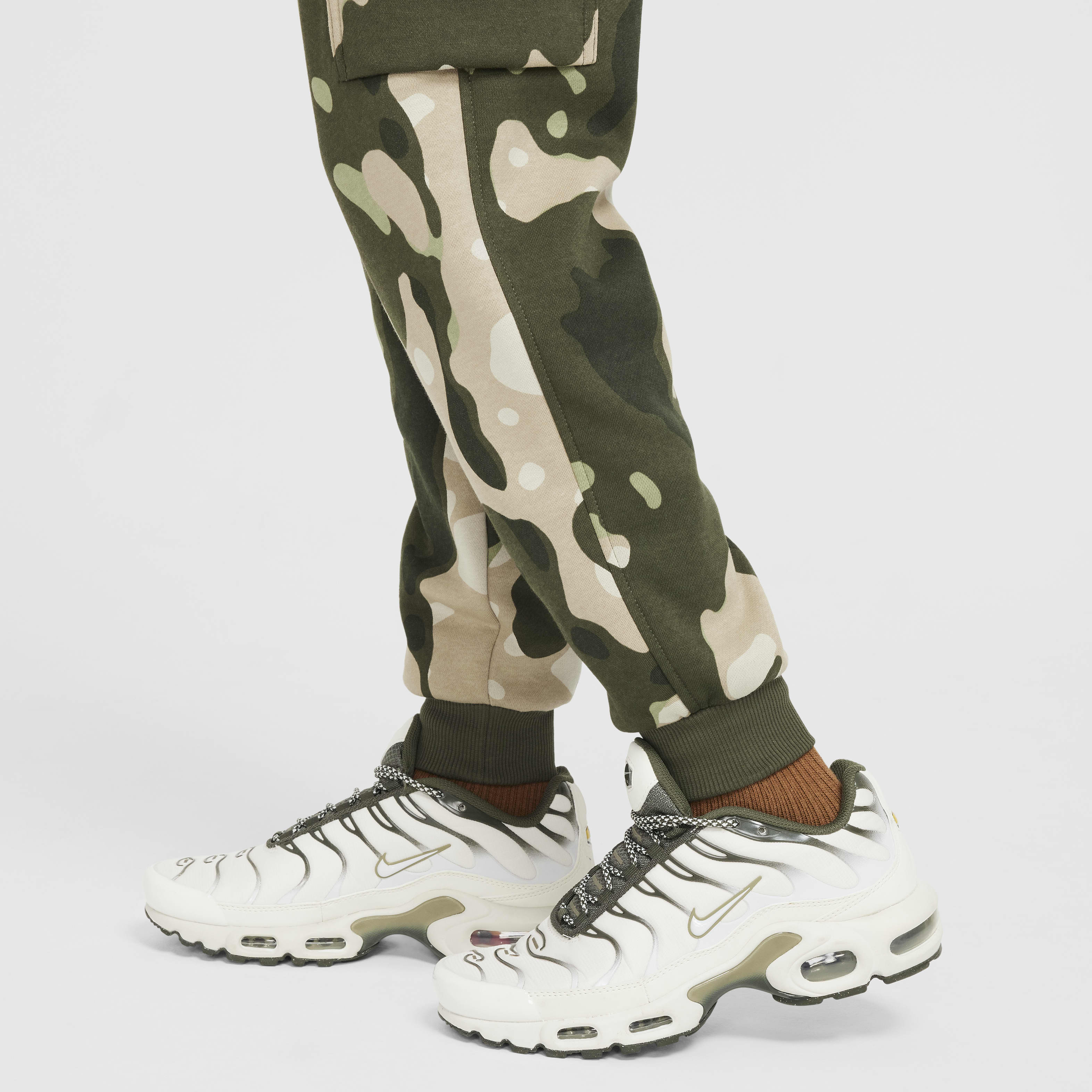 Nike Sportswear Club Fleece Big Kids' Camo Cargo Pants