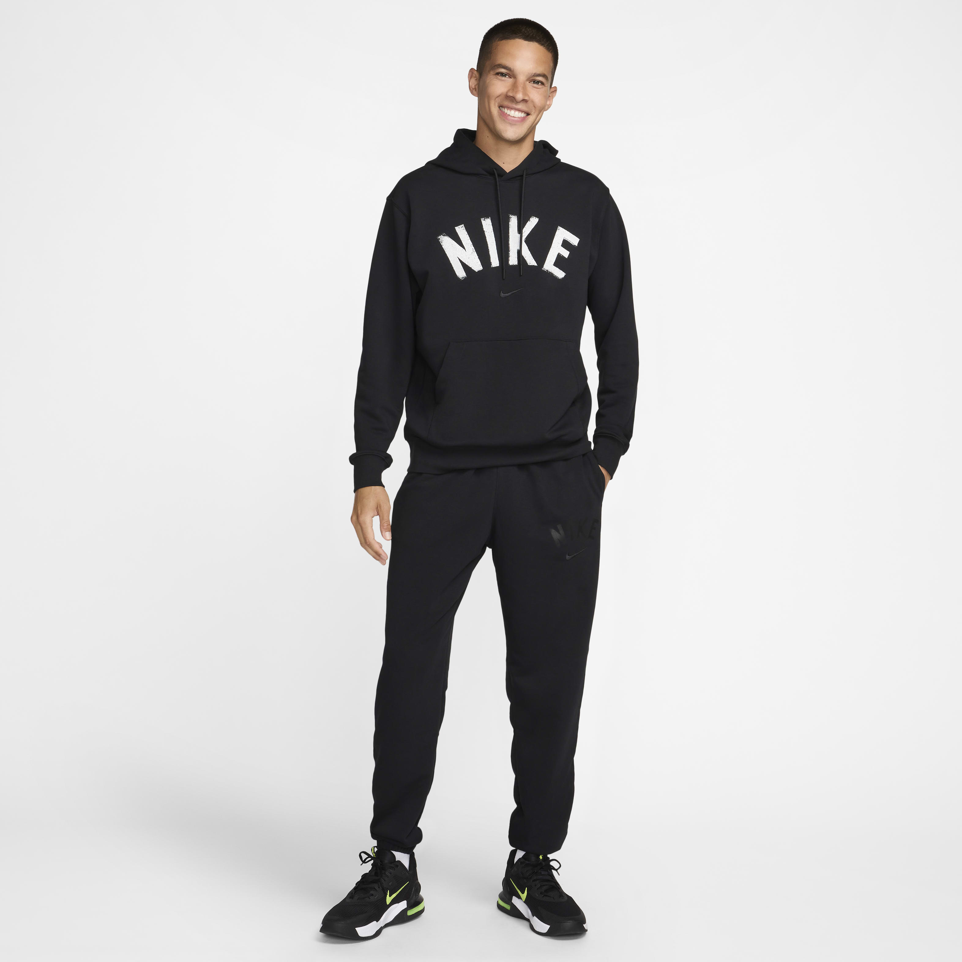 Nike Swoosh Men's Dri-FIT Fleece Fitness Joggers