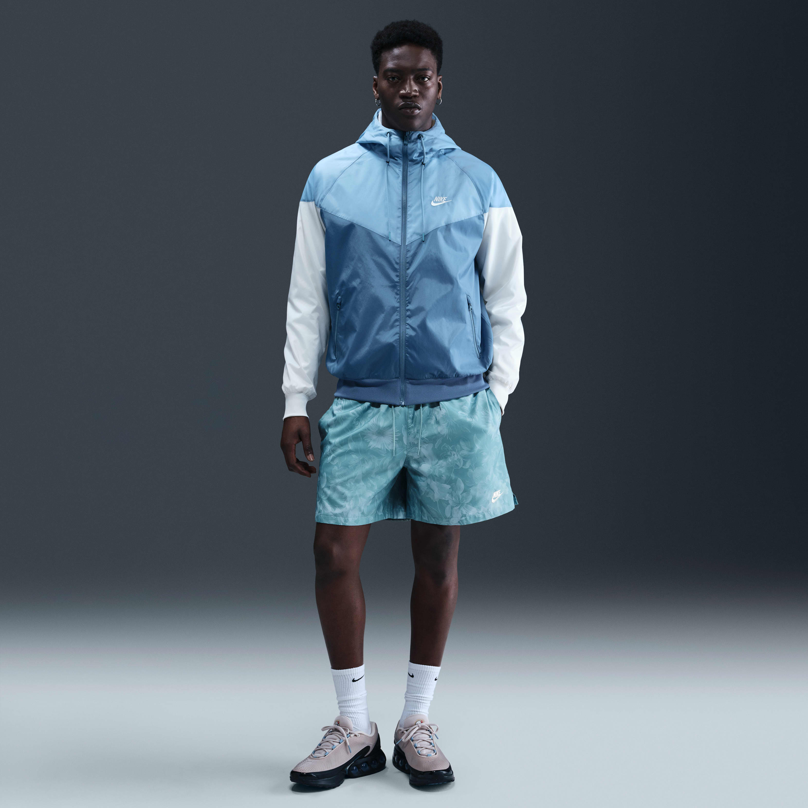 Nike Club Men's Flow Shorts