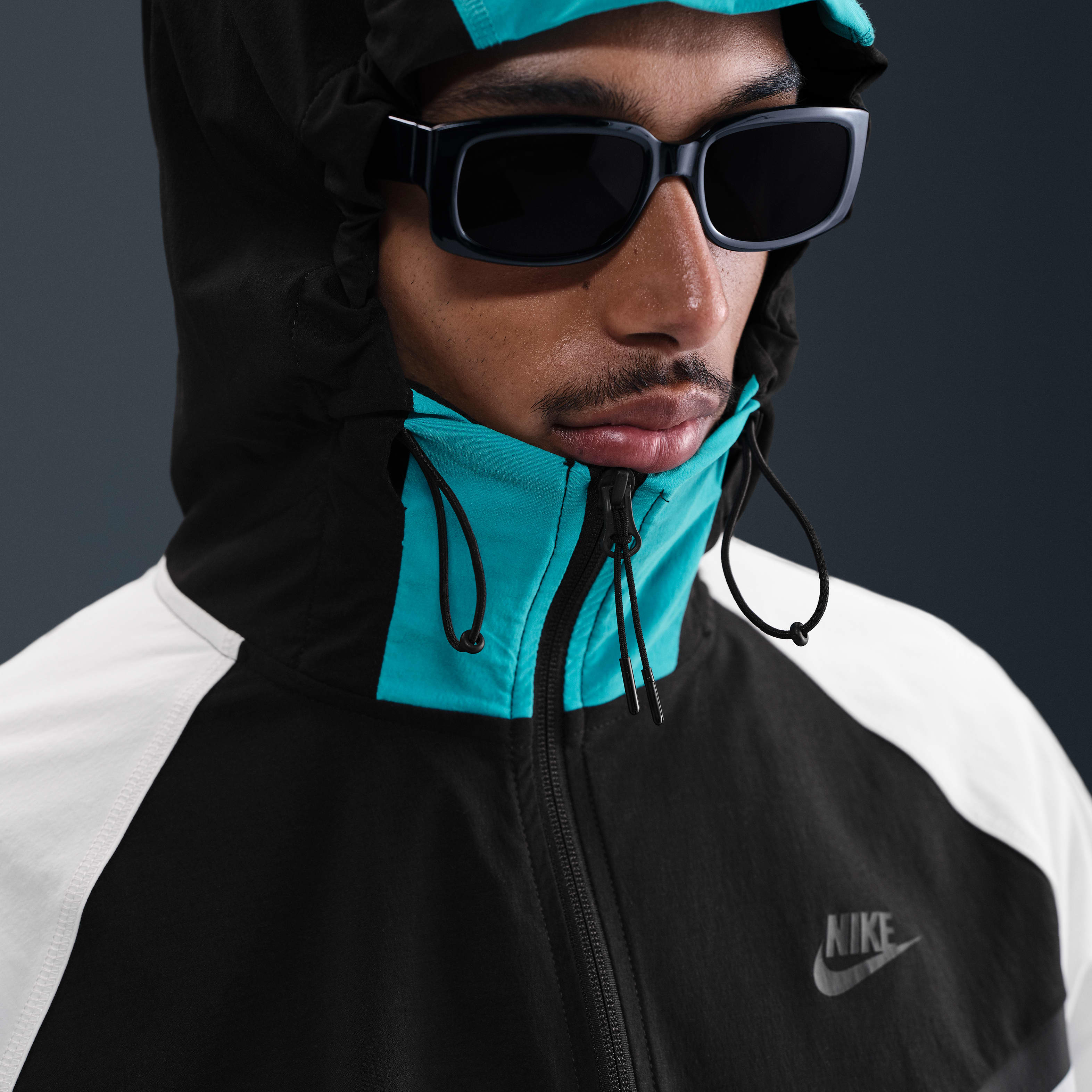 Nike Tech Men's Woven Windrunner Full-Zip Jacket