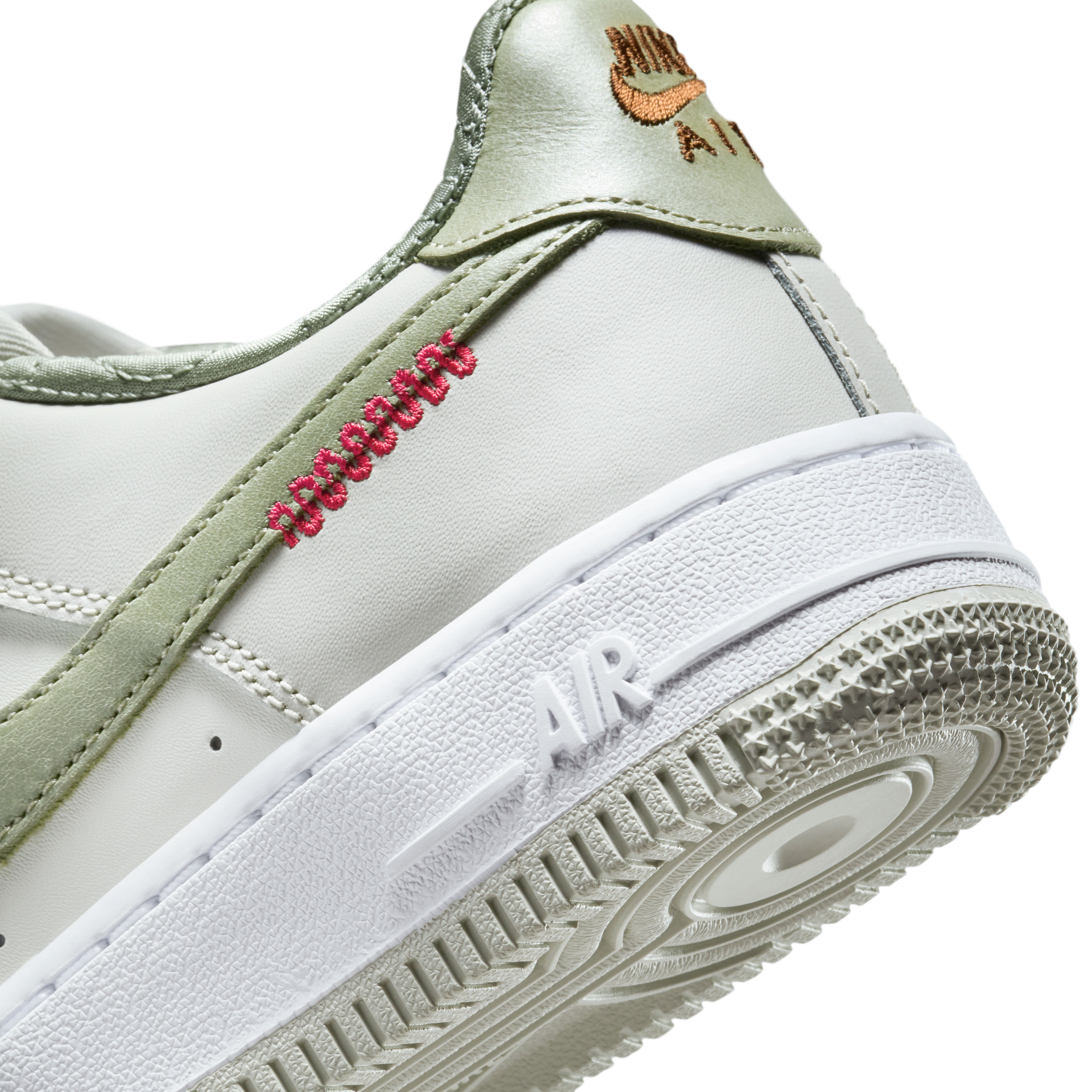 Nike Air Force 1 LV8 Big Kids' Shoes