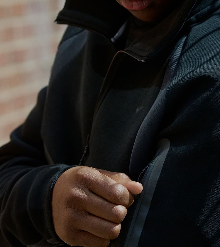 Nike Tech Fleece—steady heat with modern fleece