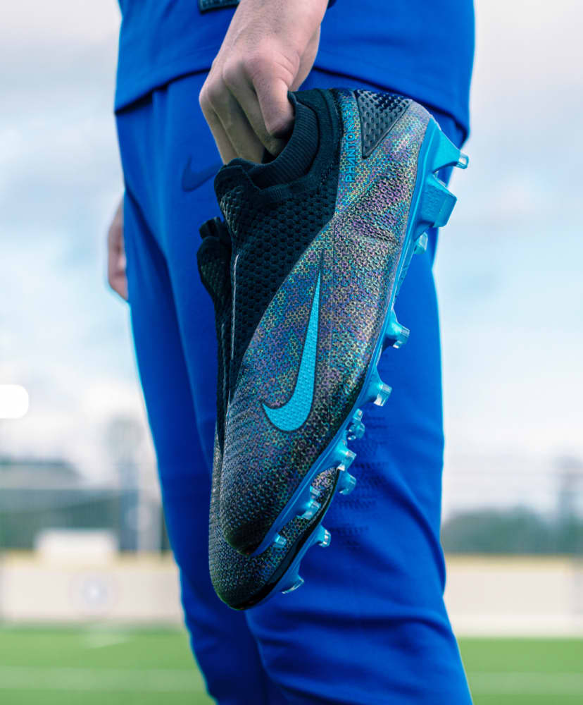  マーキュリアルとファントム - スピリットを共有しよう