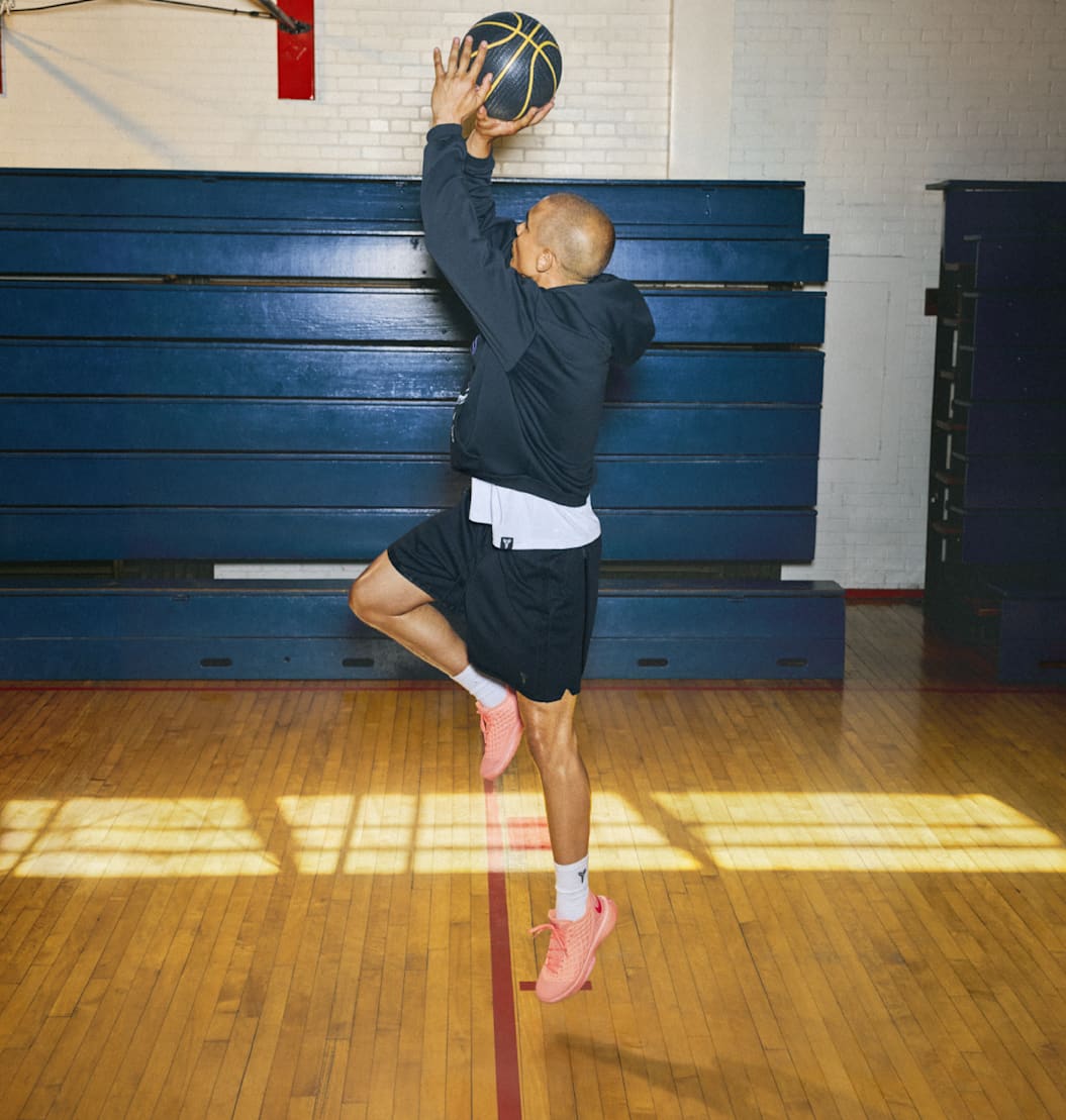 Men's Shoes, Clothing & Accessories, Built to Ball