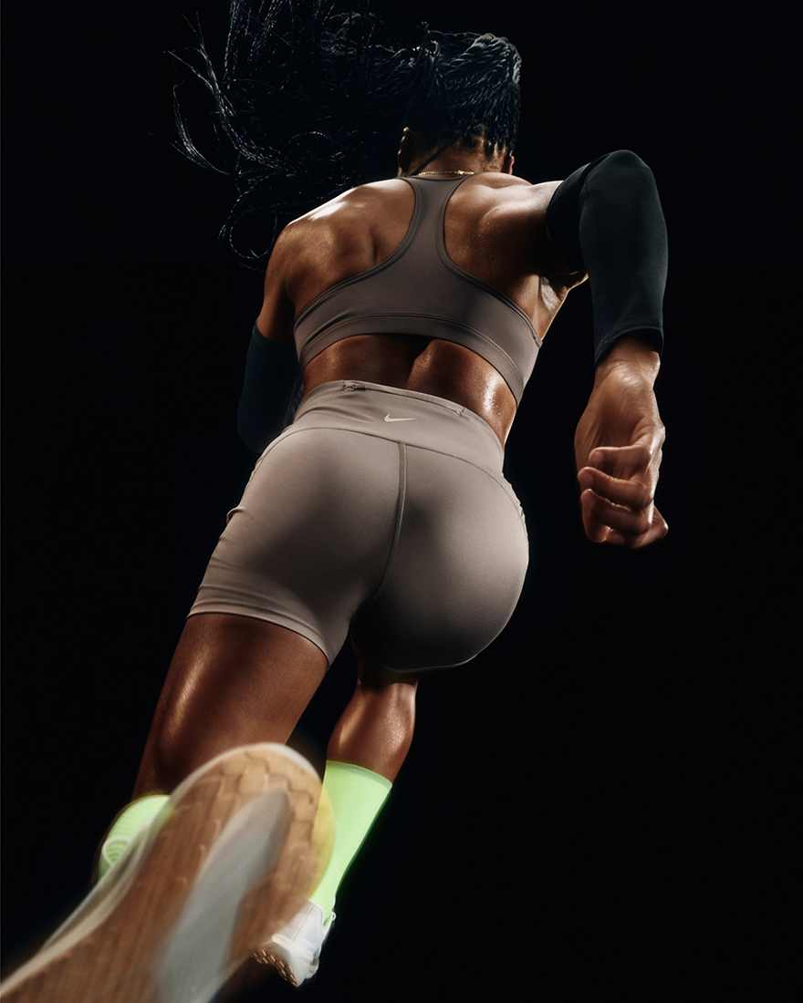 Te presentamos las nuevas e icónicas colecciones de ropa de correr Nike: Nike Swift y Stride.