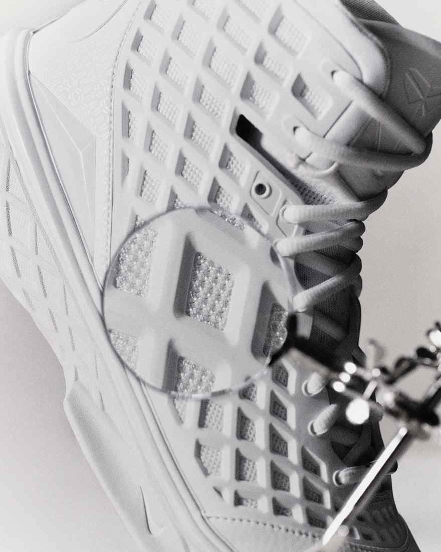 Kobe 3 Protro: cómo Nike actualizó un ícono con tecnología moderna