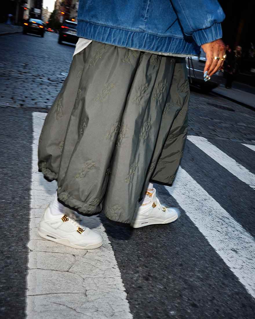 Offizielle Größentabelle und Tipps für den Air Jordan 4