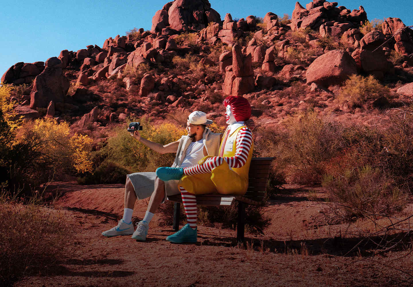 Sitio web oficial de Nike, Book 2 x McDonald's