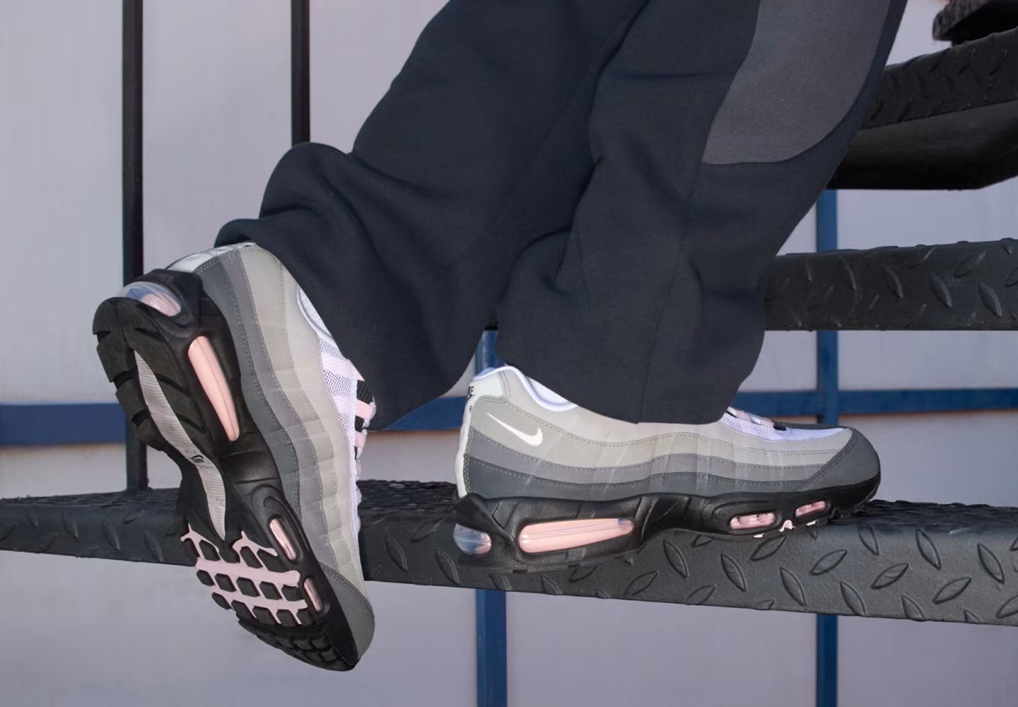 Calzado, Vestimenta y Accesorios Para Mujer, Above the Influence