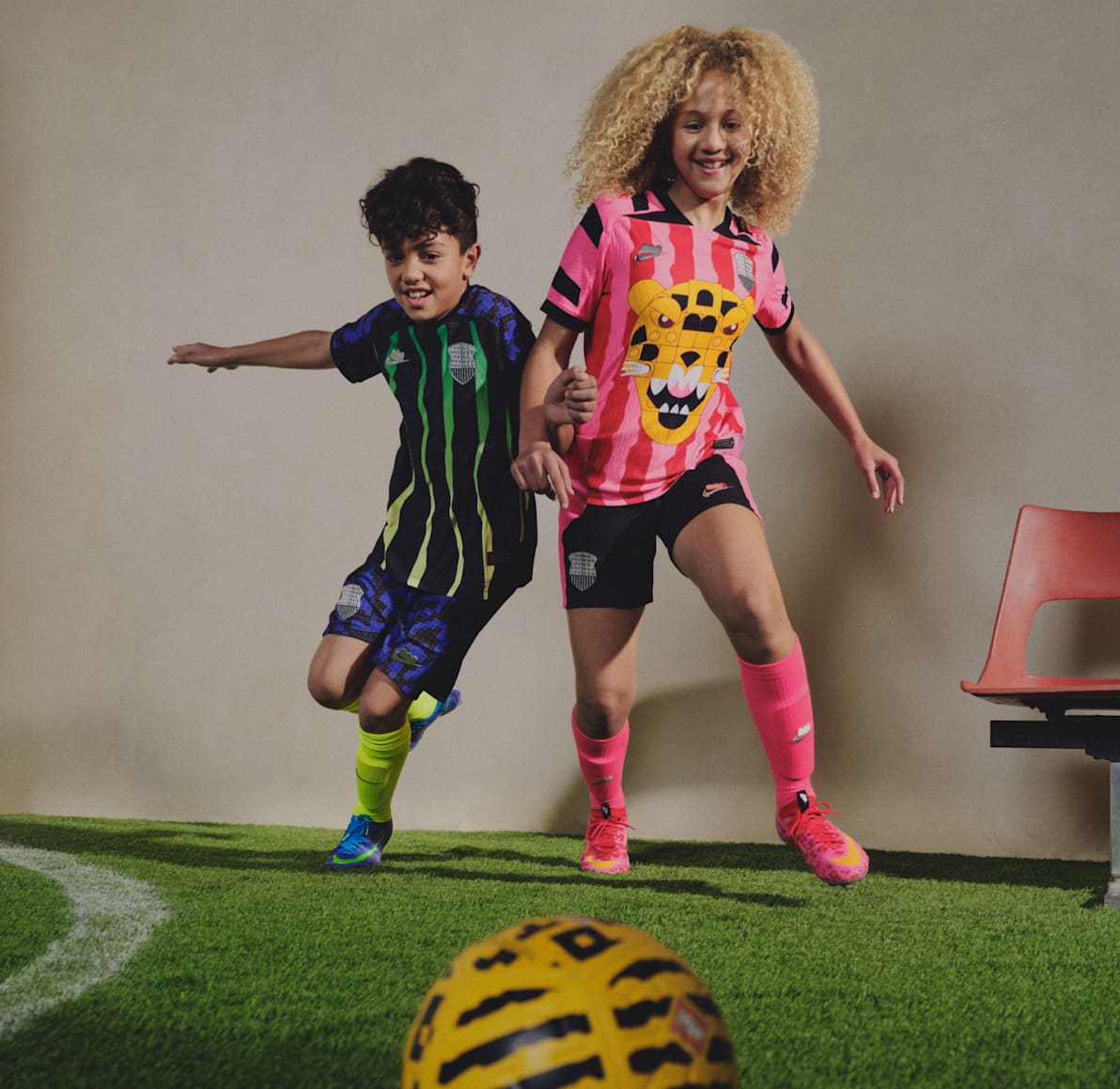 Nike és LEGO® partnerség
