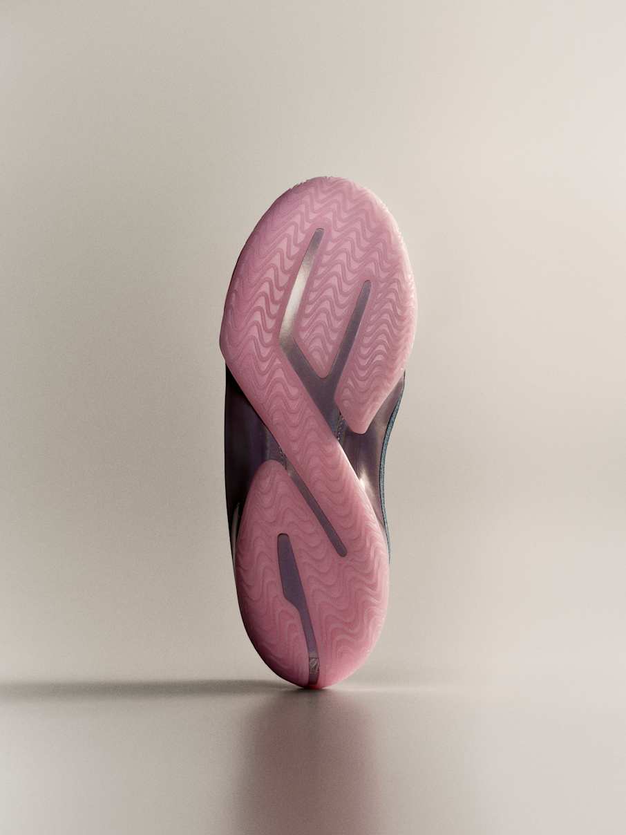 Nikeのレブロン 23が描く「フォーエバー・キング」の軌跡。テクノロジー、ストーリーテリング、デザインを通じてその歩みを物語る。