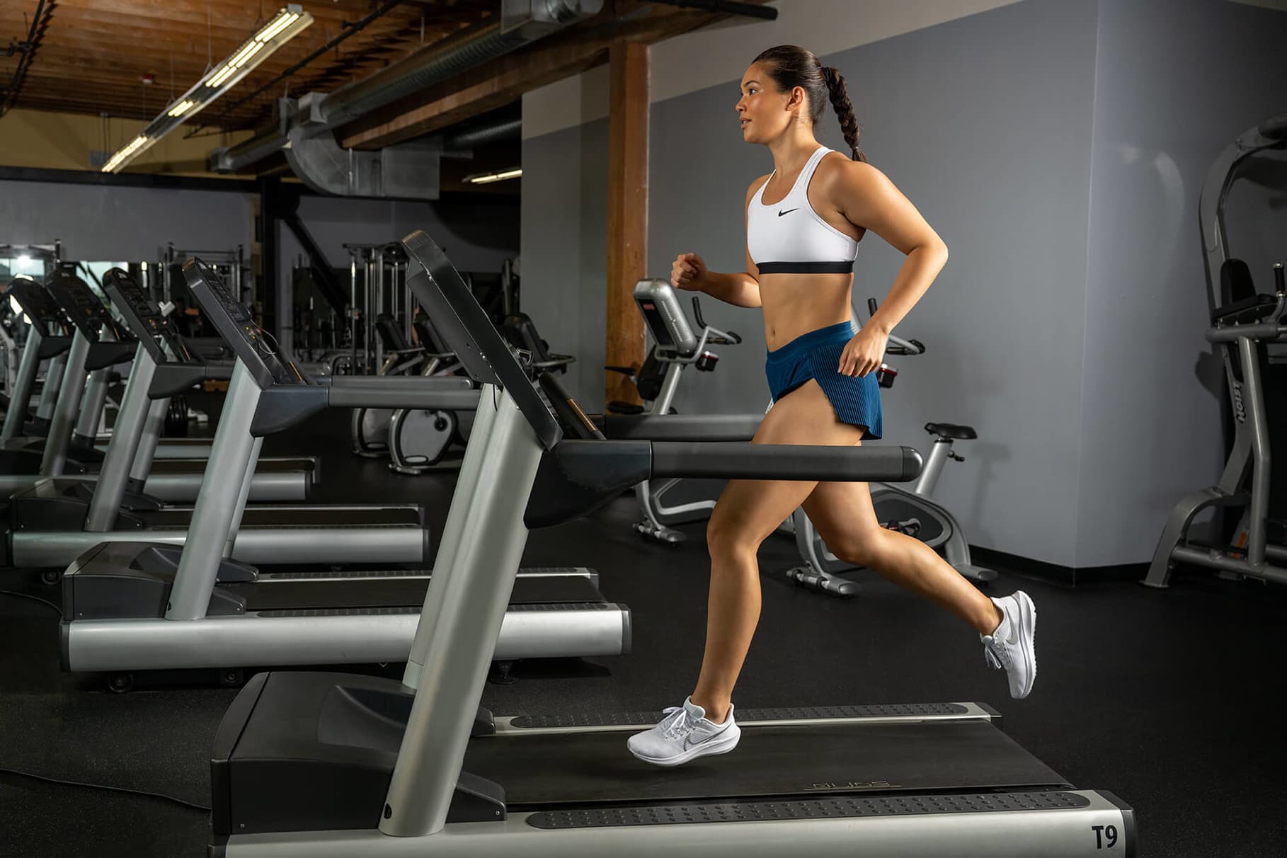 What You Need to Know About Running on a Treadmill vs. Outside. Nike NL