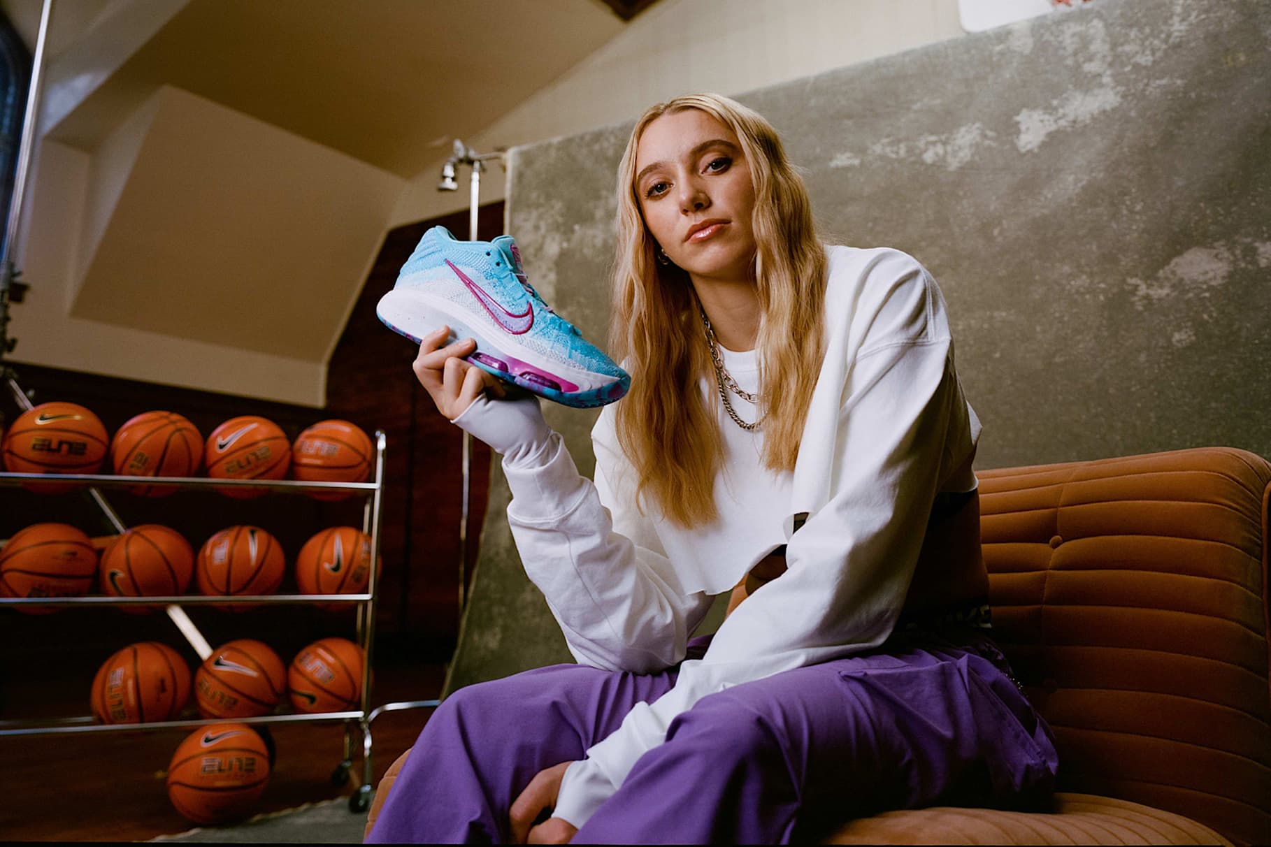 NILアスリートを称える最初のNikeプレーヤーエディション シューズ、ペイジ ベッカーズ G.T. ハッスル 3