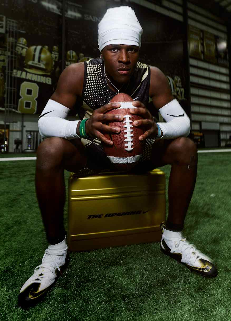 Sitio web oficial de Nike, From 6.24 - 6.26, the most elite high school football players will compete to earn potential Nike NIL deals.