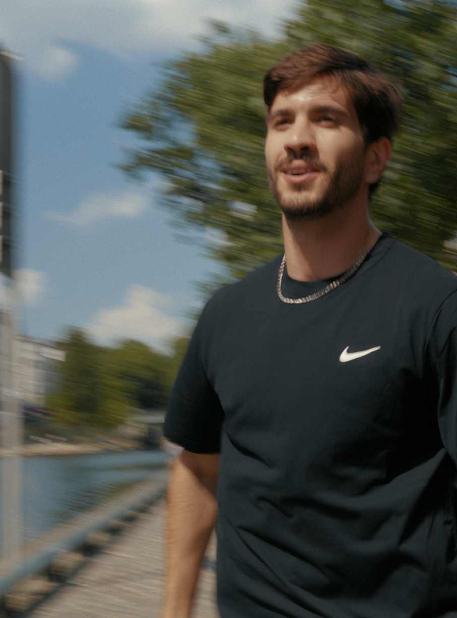 La communauté LGBTQIA+ dans le sport : Rencontre les coachs Yassin et Léone