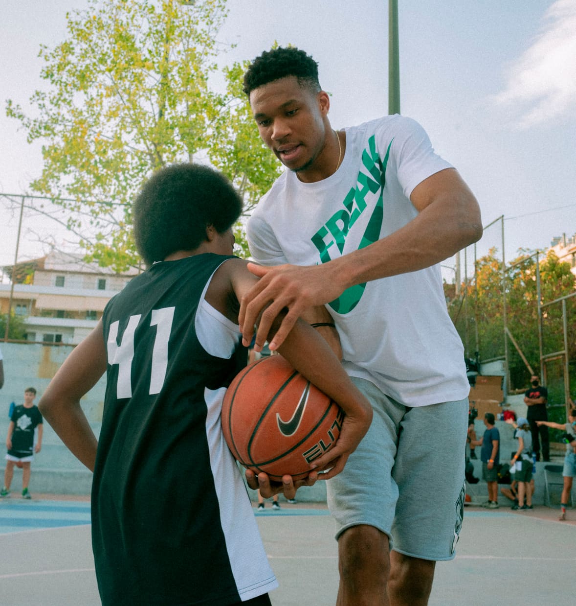 Az AntetokounBros Akadémia akcióban