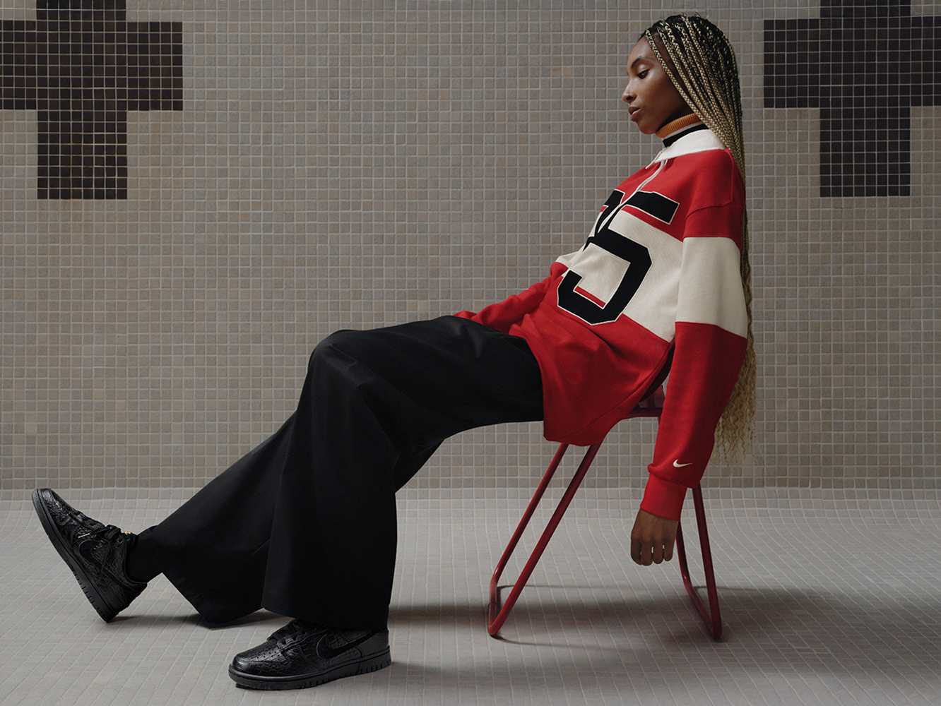 여성 신발, 의류 및 액세서리