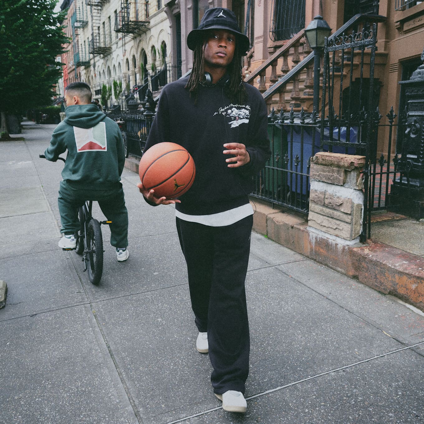 Nike Black Friday - Aproveita 50% de desconto. Just Do It