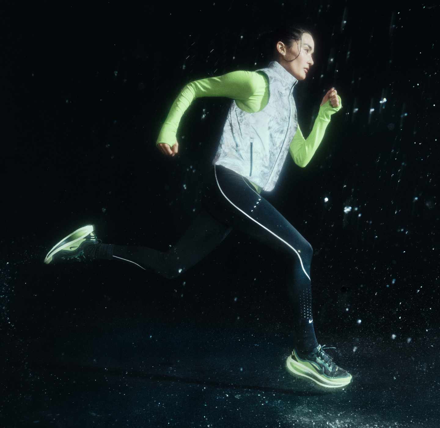 Calzado, Vestimenta y Accesorios Para Mujer