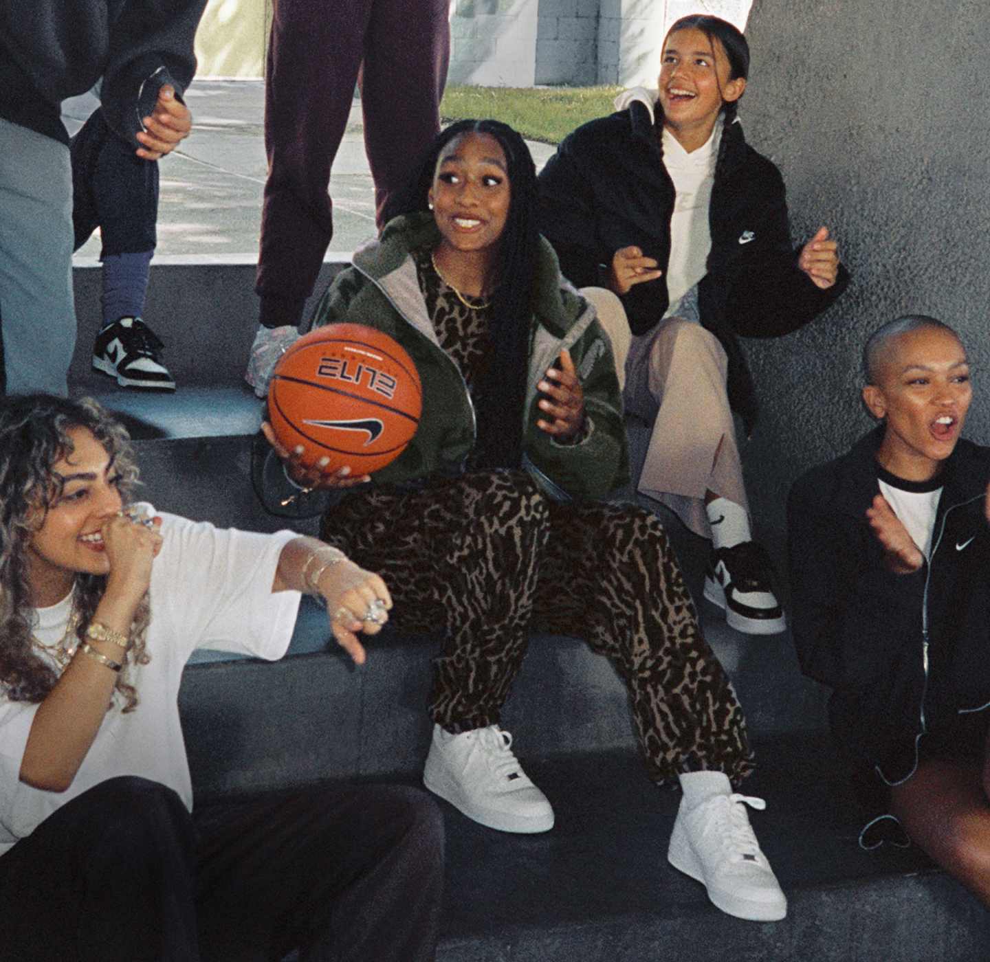 Calzado, Vestimenta y Accesorios Para Mujer