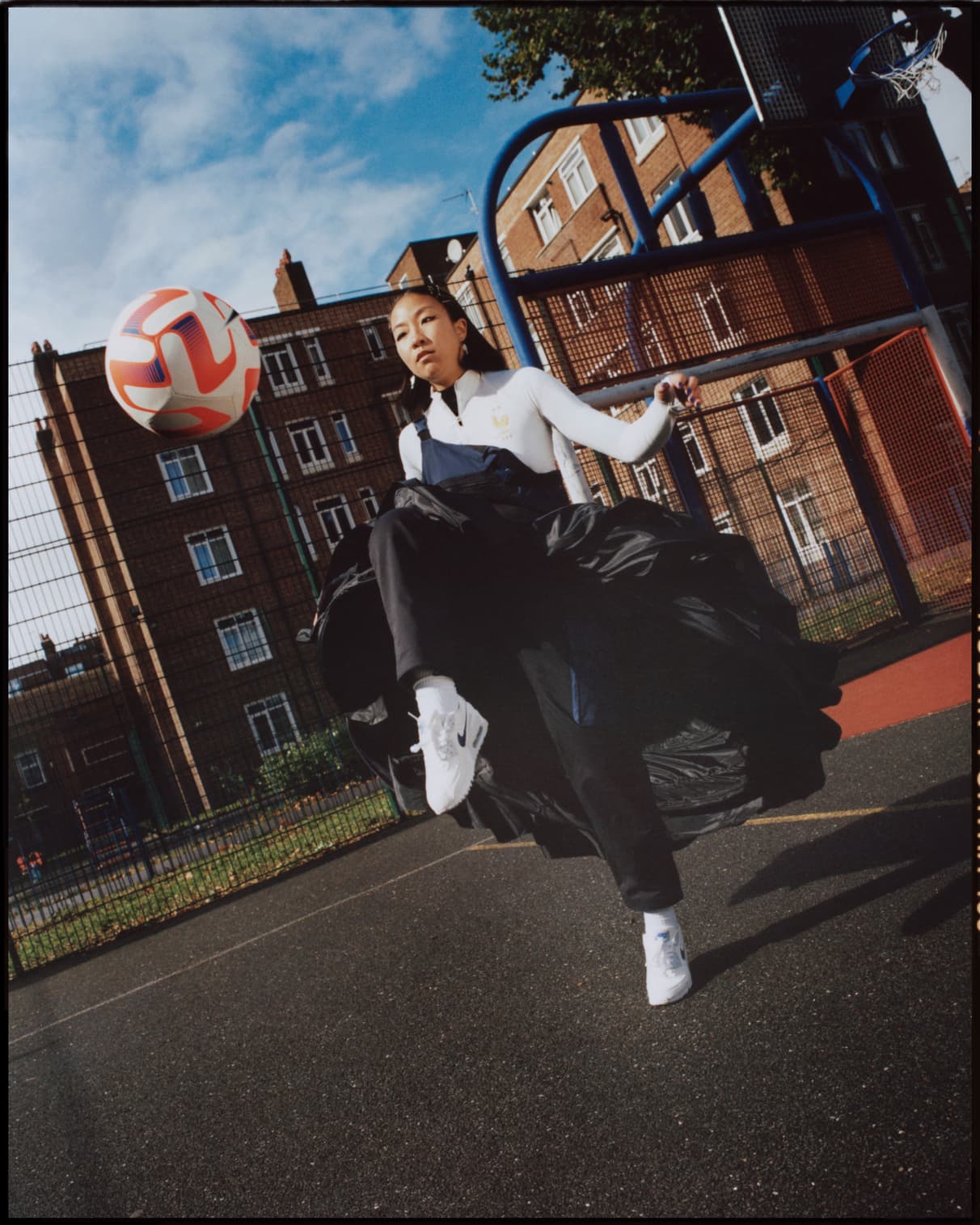 Το look της Nike FC: Nicole
