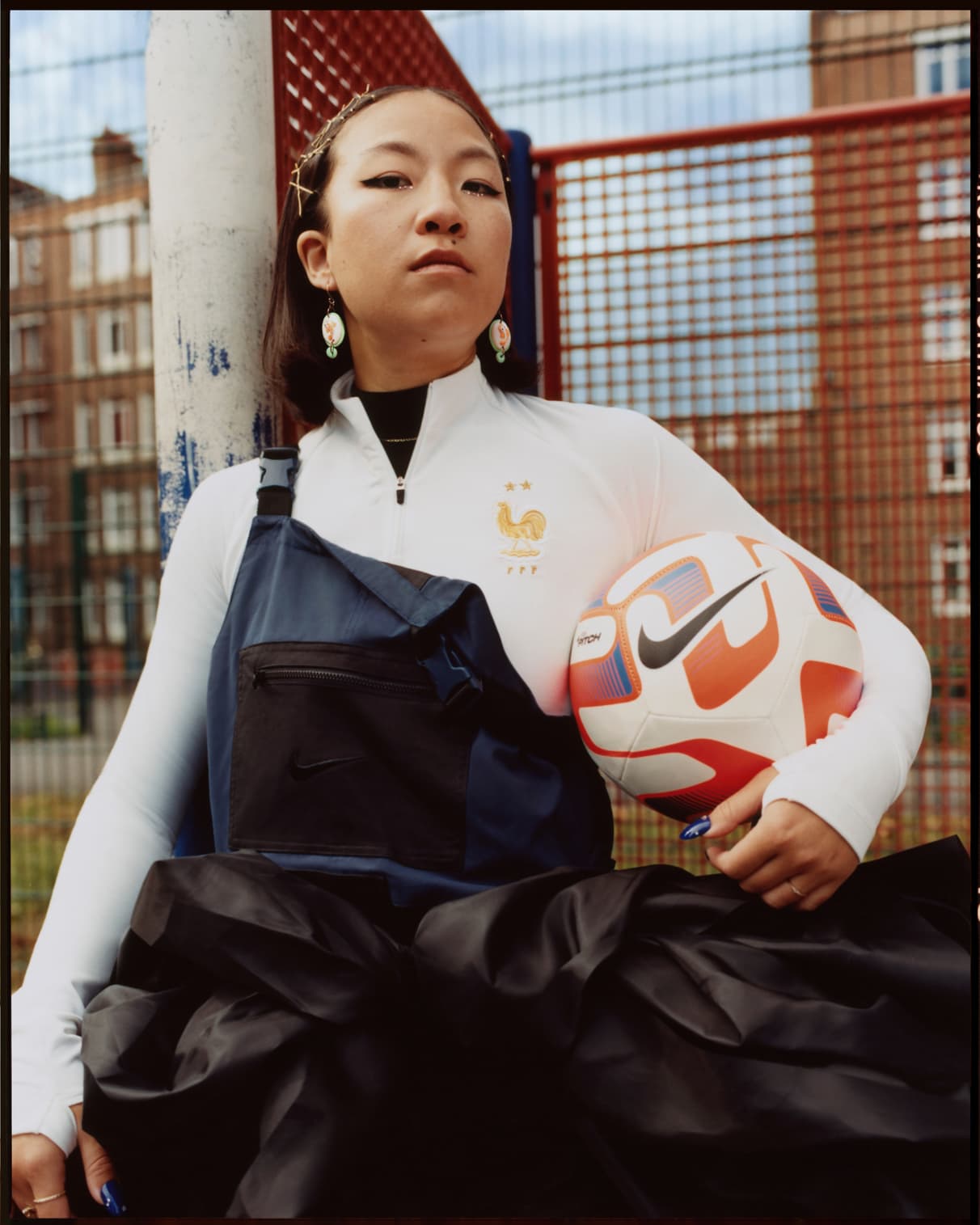 Το look της Nike FC: Nicole