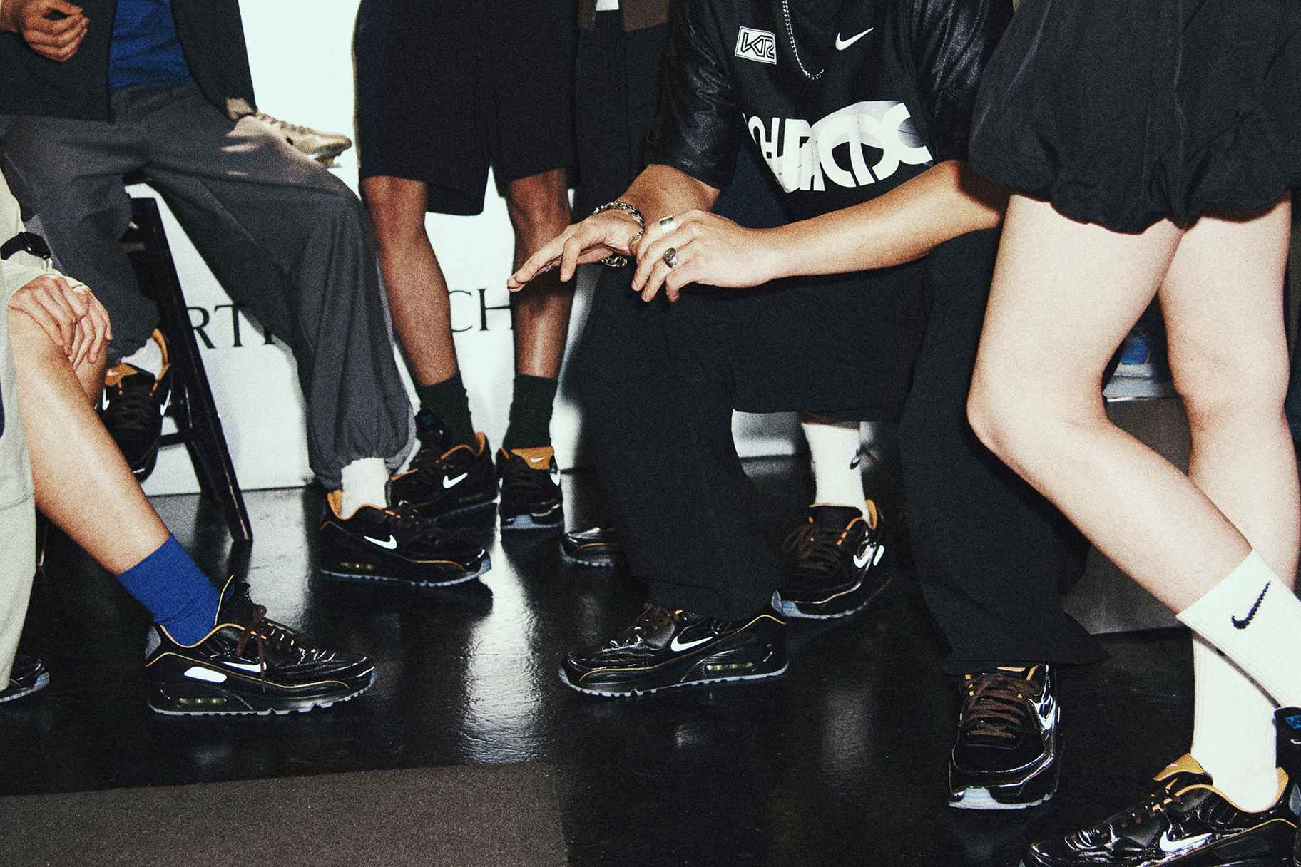 Nike Mad 90 Pack: interpretazioni futuristiche di Air Max che rendono omaggio al passato del calcio