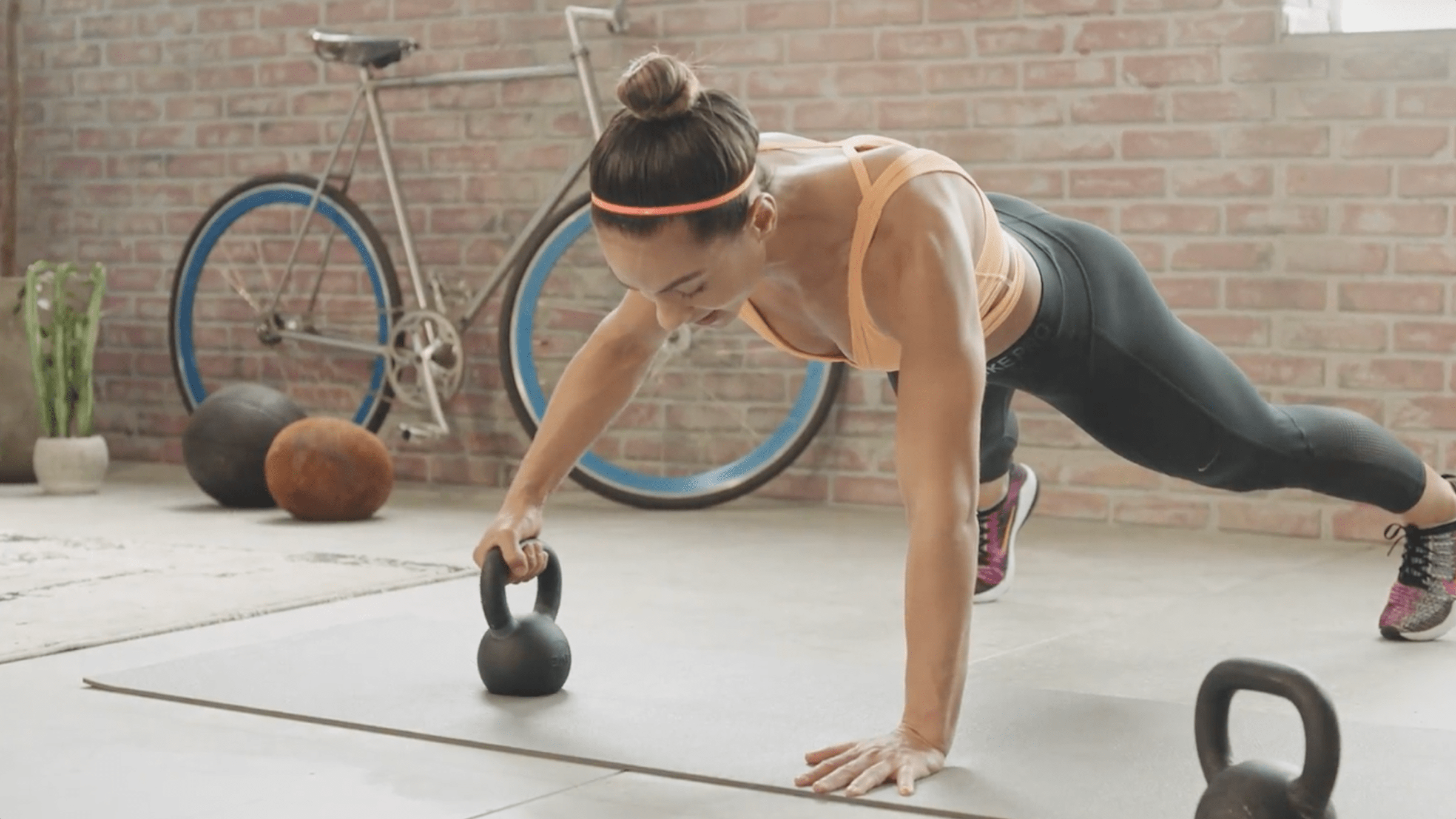 6 kettlebellövningar för att bygga upp styrka