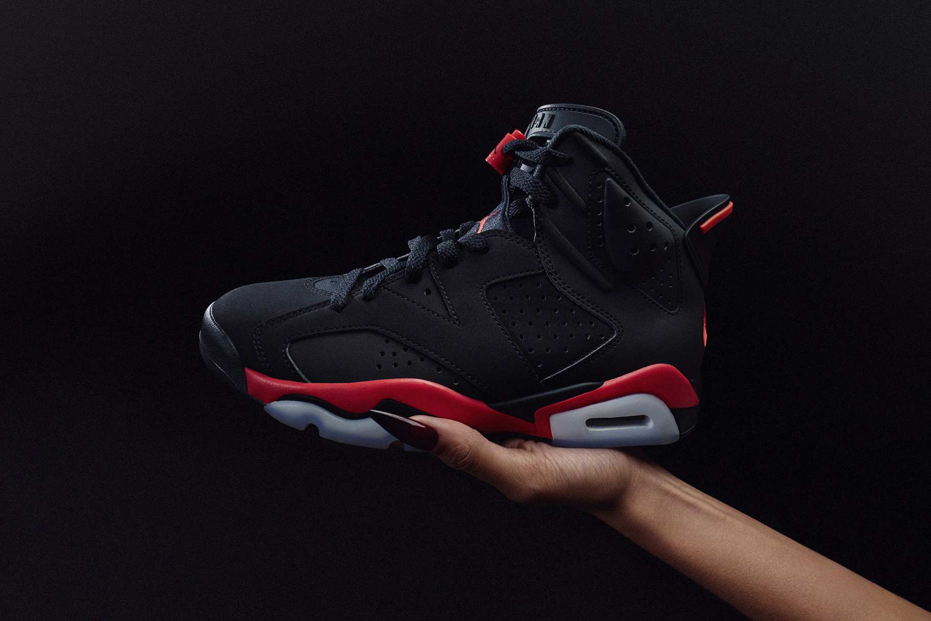 Air Jordan 6 'Infrared' Serves as a Blast From the Past