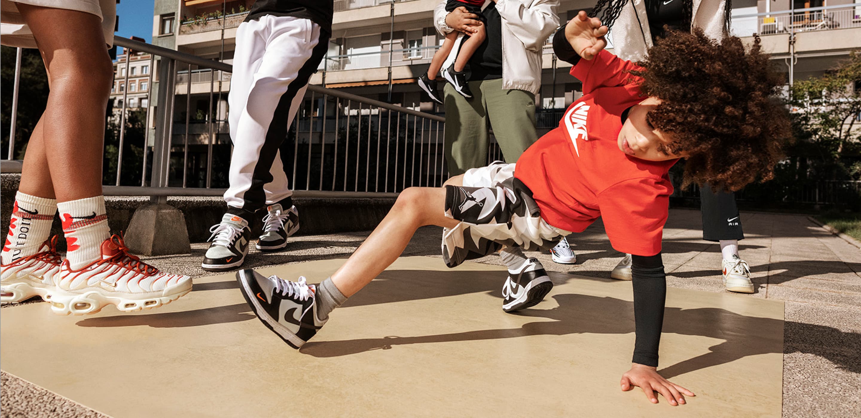 How Should Kids' Lifestyle Shoes Fit?