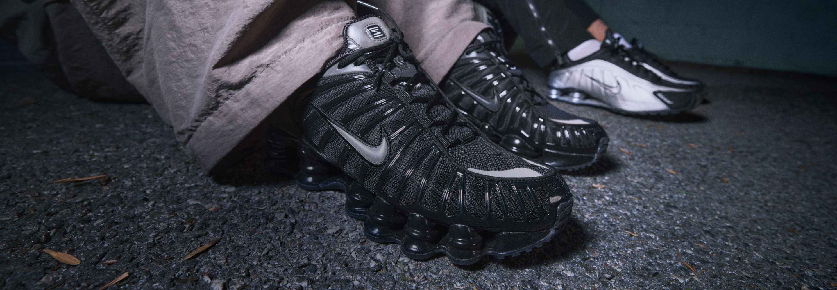 Men's Shoes, Clothing & Accessories