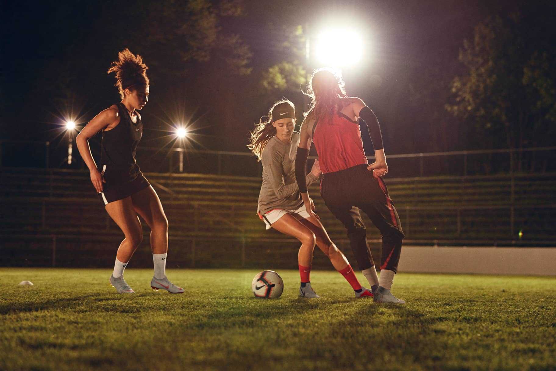 Nikeおすすめのウィメンズサッカーギア7選