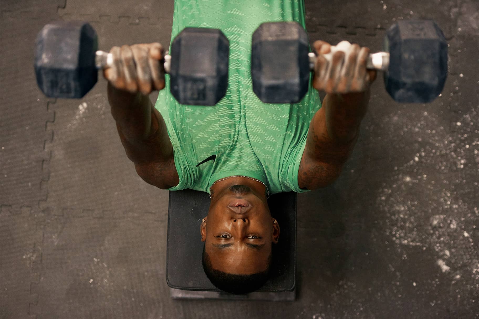 Quels muscles le développé couché fait-il travailler ?