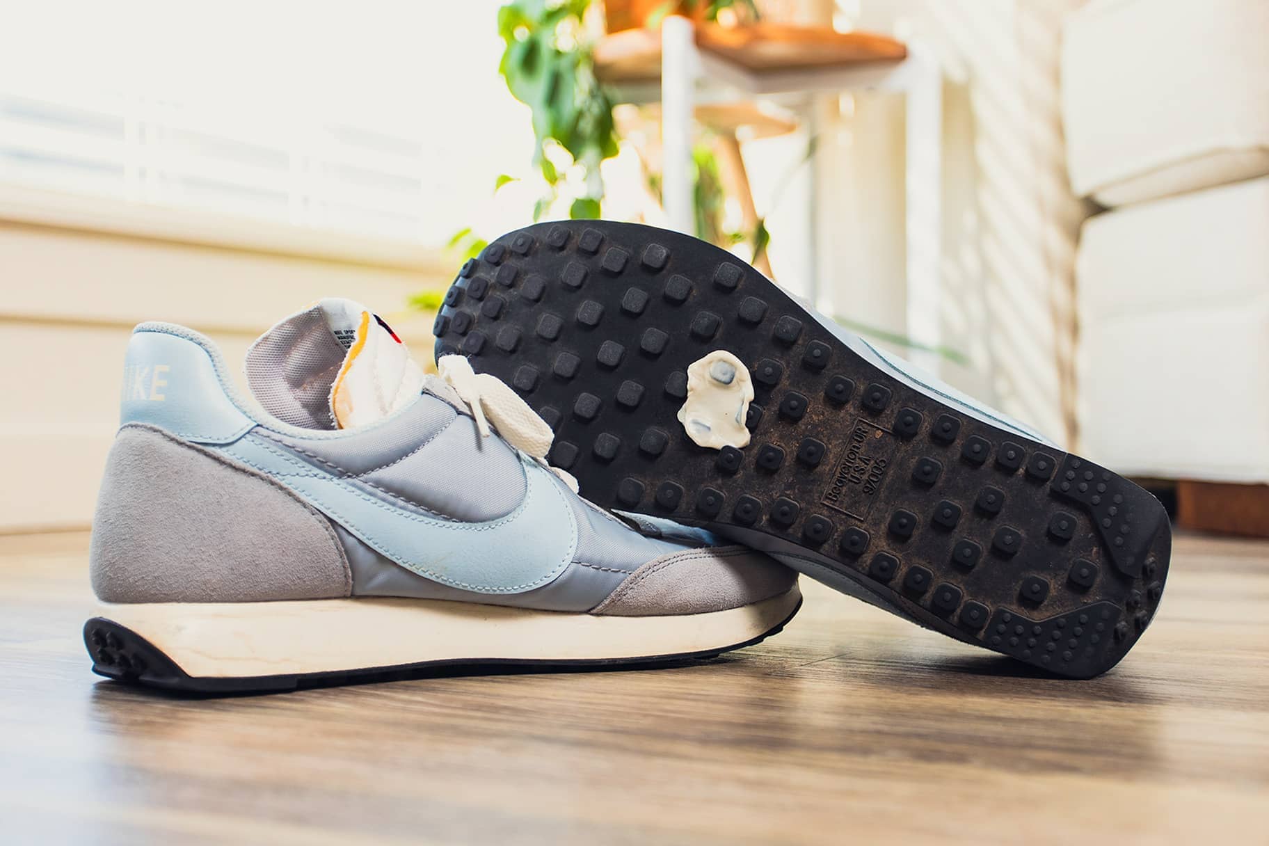 Cómo quitar chicle de zapatillas