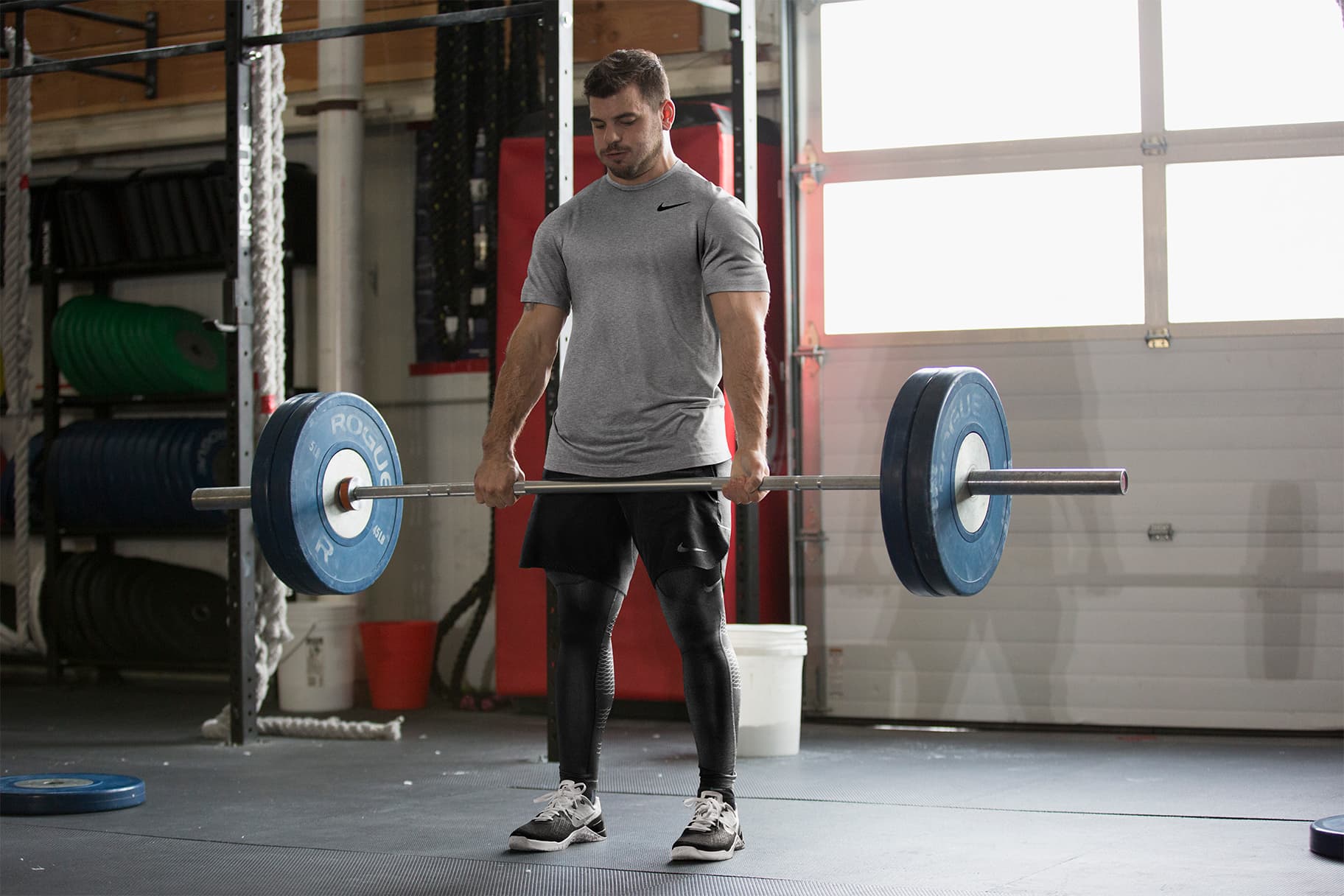 Qual è la differenza tra uno squat e un deadlift e quale è preferibile?