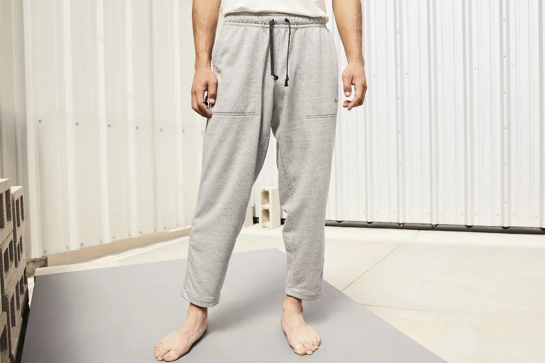 5 Styles of Nike Men’s Pants Comfy Enough for Sleep.
