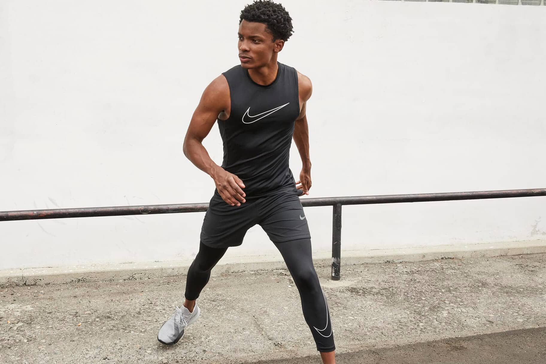 Nikeおすすめのメンズワークアウトタンクトップ