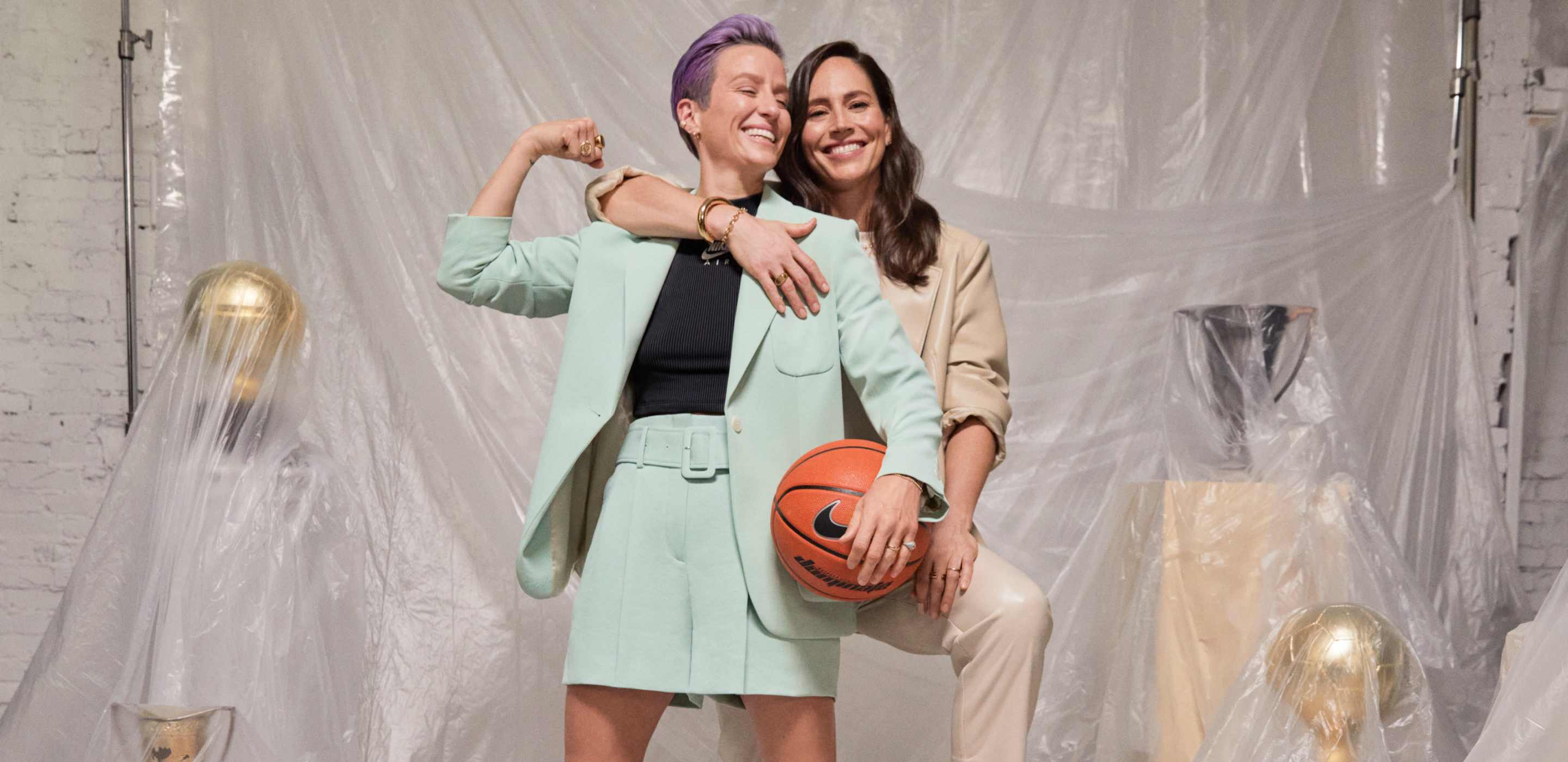 Νέες νικήτριες: Megan Rapinoe και Sue Bird.