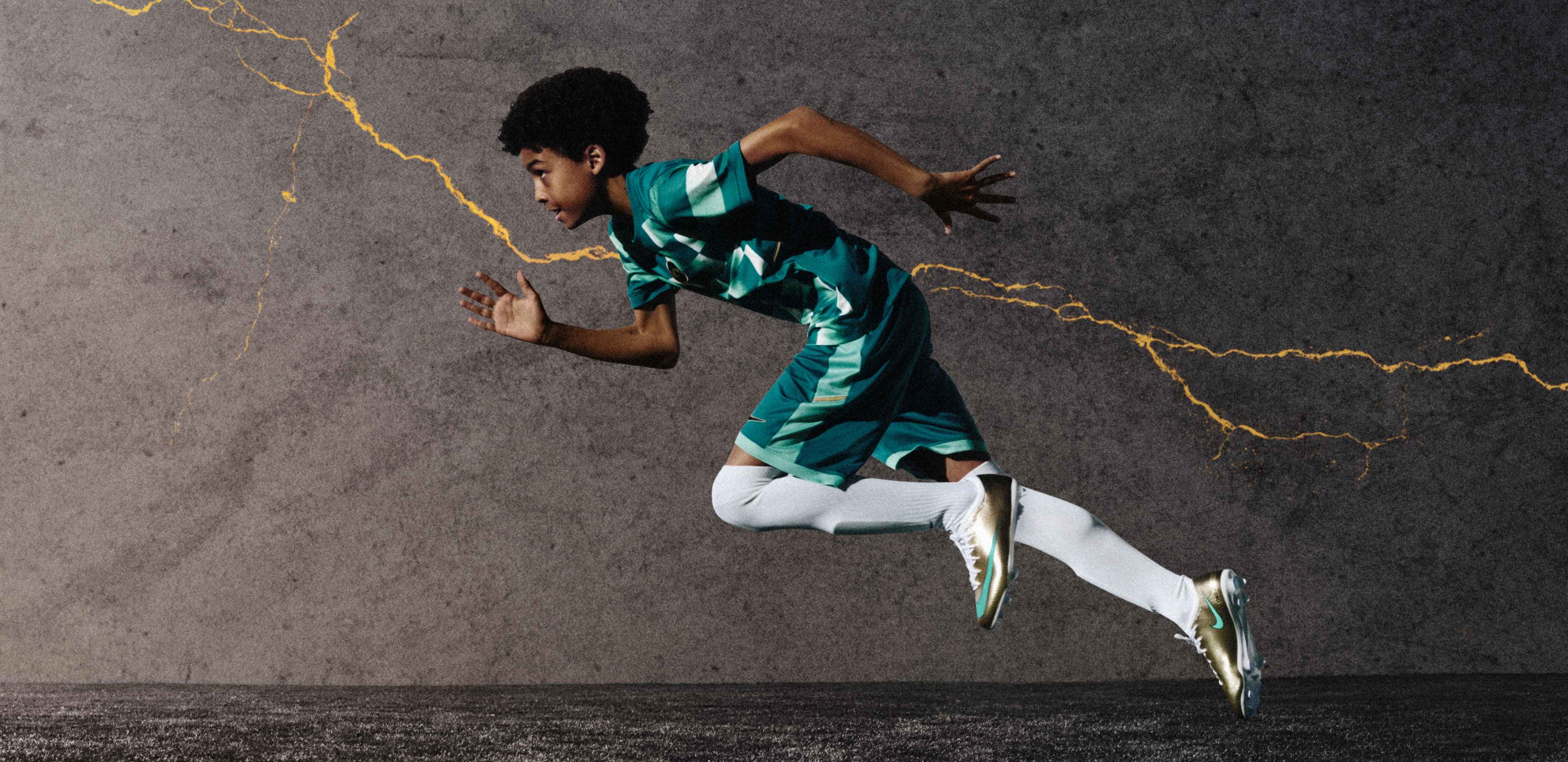 나이키 키즈 신발, 의류 및 액세서리. NIKE.COM , 킬리안 음바페 <br>주니어 머큐리얼 슈퍼플라이