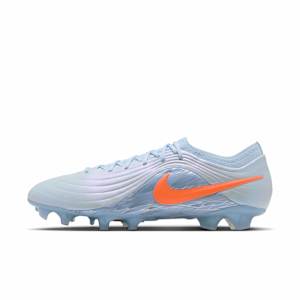 Nike. Just Do It, slide 5 of 9