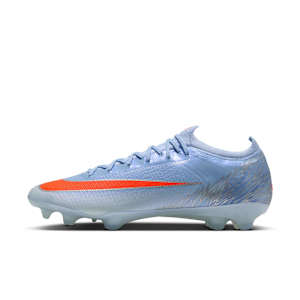 Nike. Just Do It, slide 4 of 9