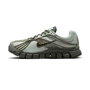 Nike. Just Do It, slide 9 of 10