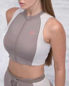 Te presentamos NikeSKIMS. Body Obsessed.