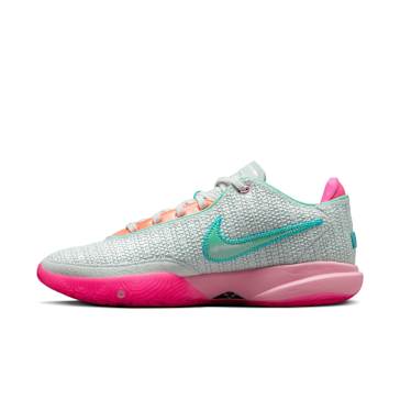 LeBron 20の公式公開情報と発売日