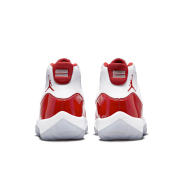 El Air Jordan 11 llega en color "Varsity Red"