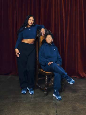 Air Jordan 11 “Midnight Navy” Delivers Velvet Vibes